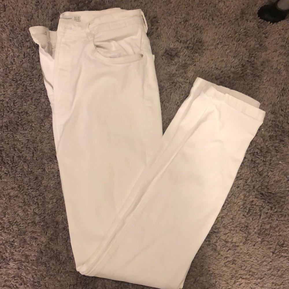 White Zara jeans